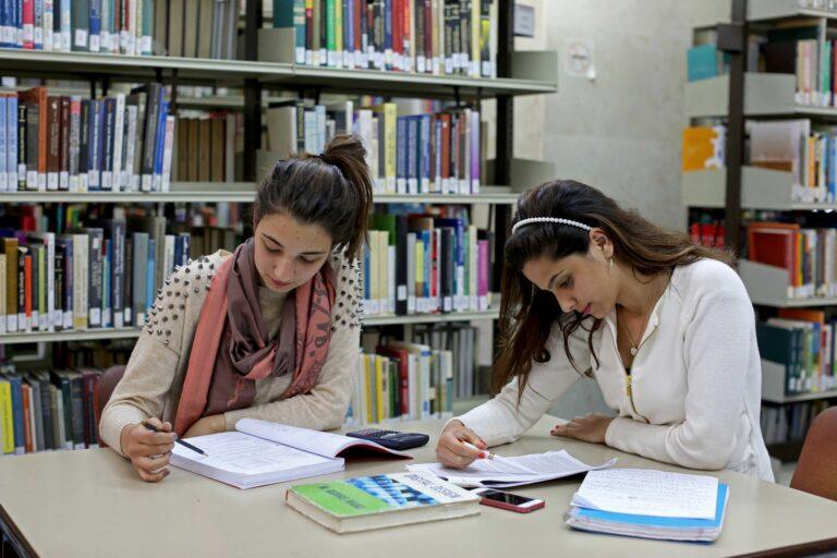 Palestinian students in library